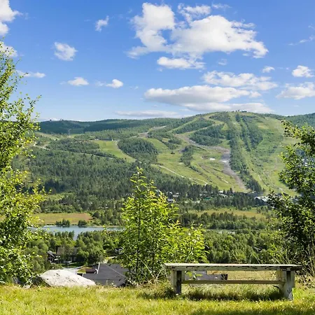 Solrik Og Sentrumsnaer Retrohytte- Hegnavegen 79 * Geilo